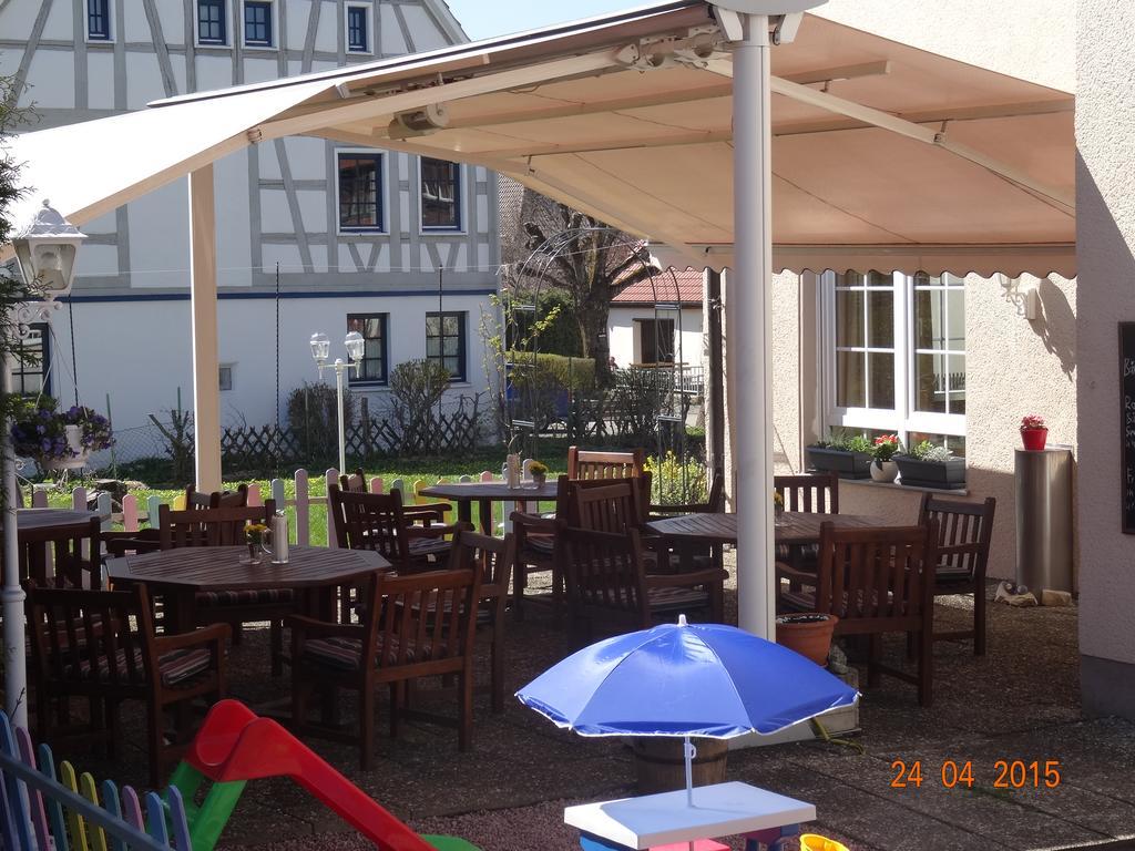 Hotel 4 Jahreszeiten Mit Restaurant Albstadt Exterior photo